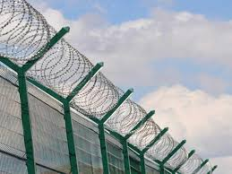 Duvar ve Çit Üstü Yüksek Güvenlik Jiletli Tel Sistemleri