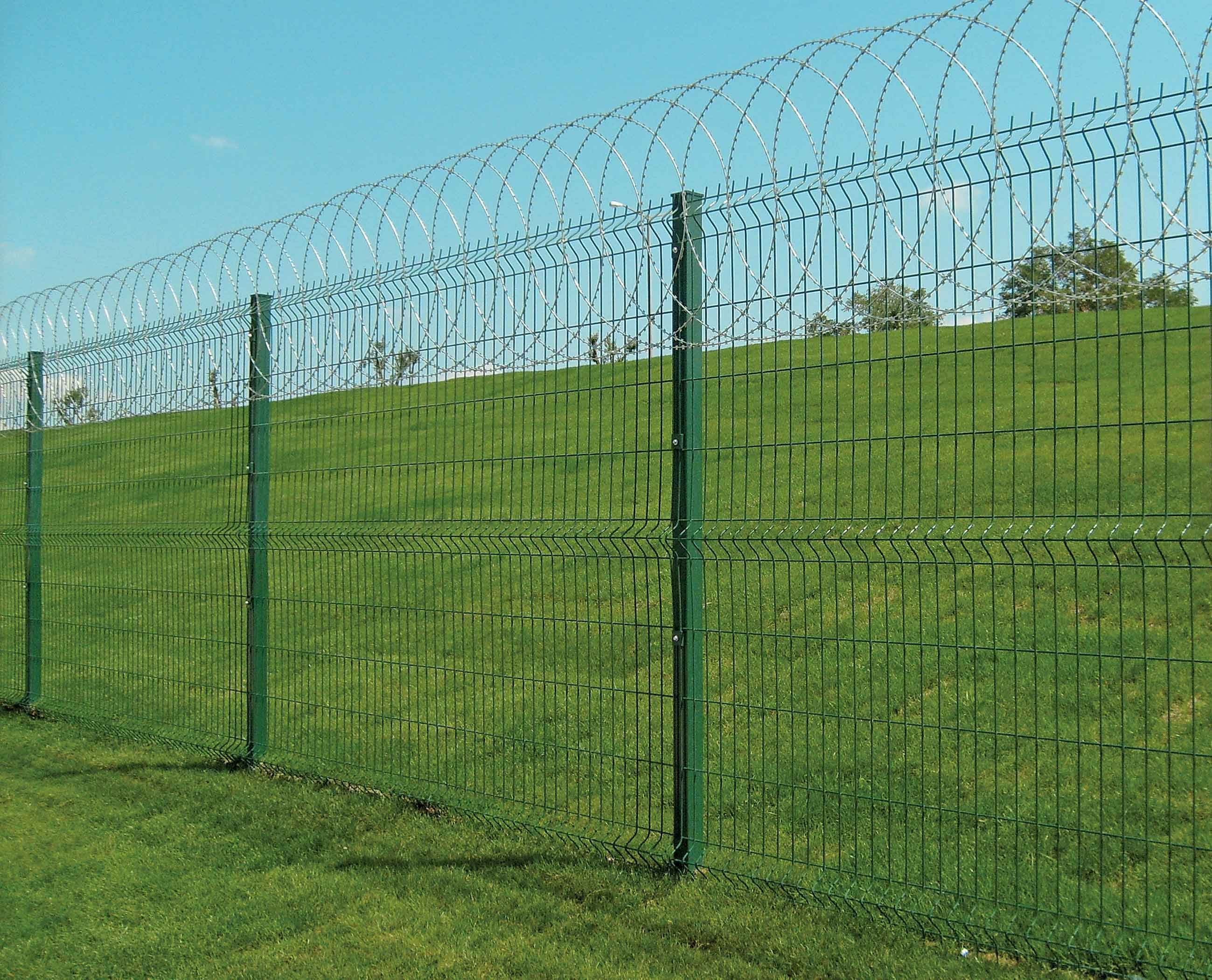 Panel Çit Üstü Jiletli Tel Uygulaması